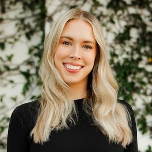 Meet your Posher, Alyssa